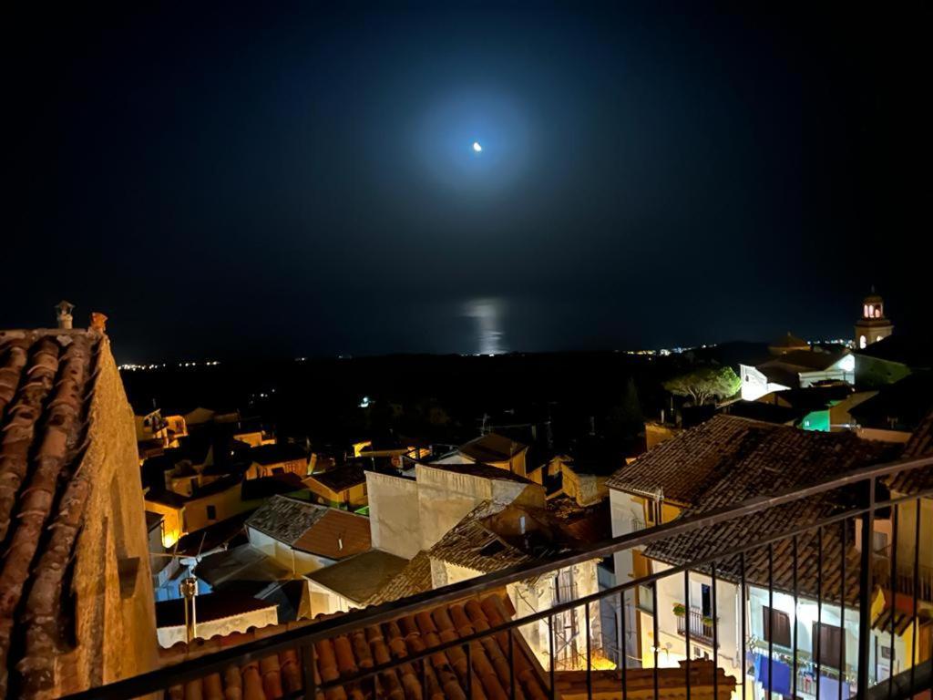 Perla Del Borgo Appartamenti ซานตาการเตรินา เดลโล โยนิโอ ภายนอก รูปภาพ