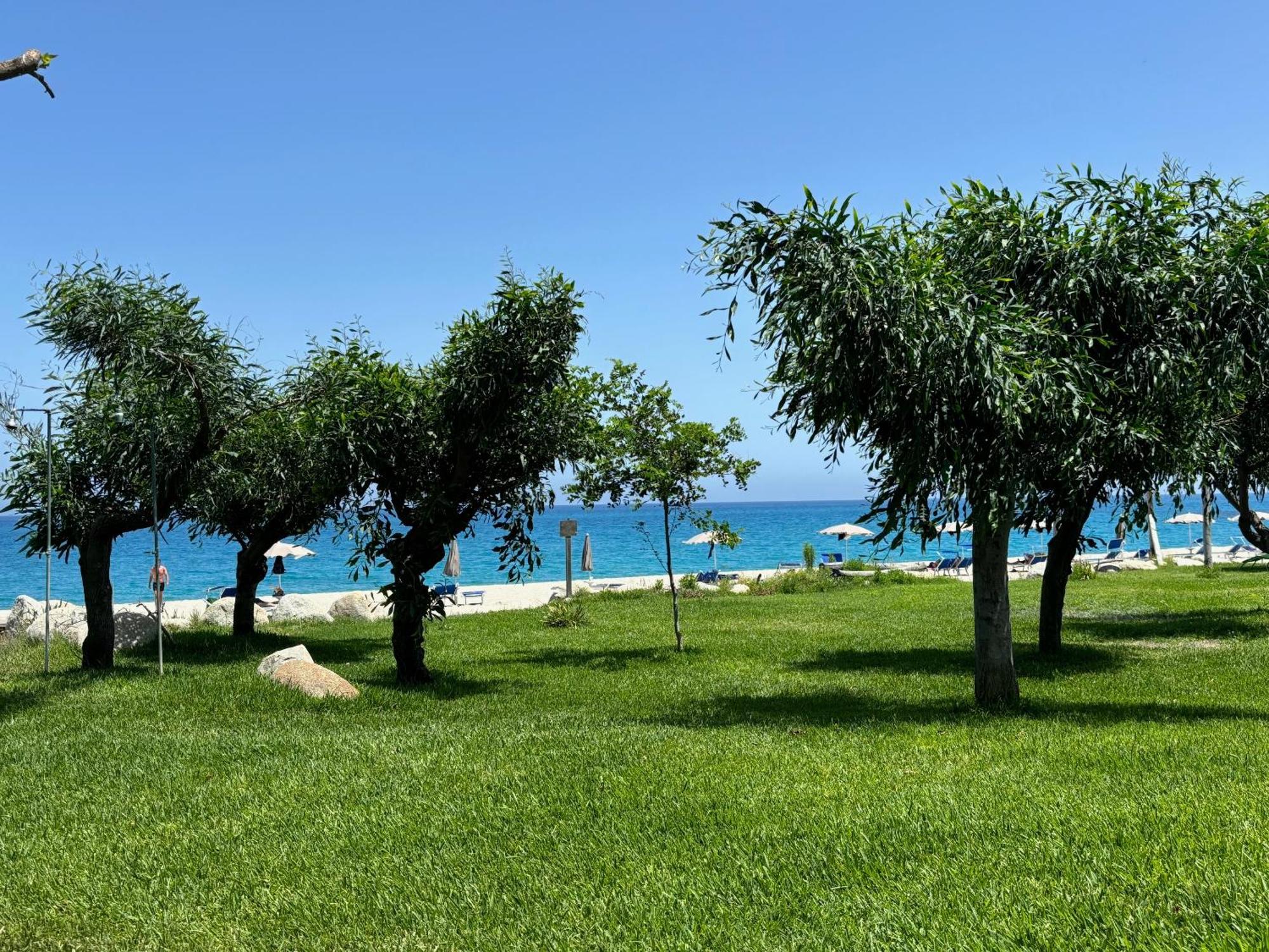 Perla Del Borgo Appartamenti ซานตาการเตรินา เดลโล โยนิโอ ภายนอก รูปภาพ